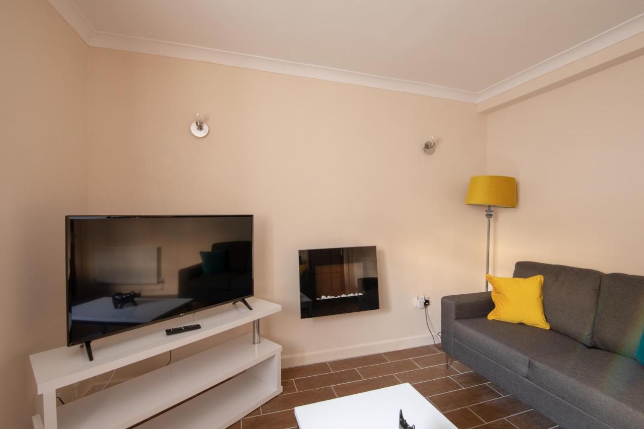 Host & Stay - Hanover Apartment スウォンジー エクステリア 写真
